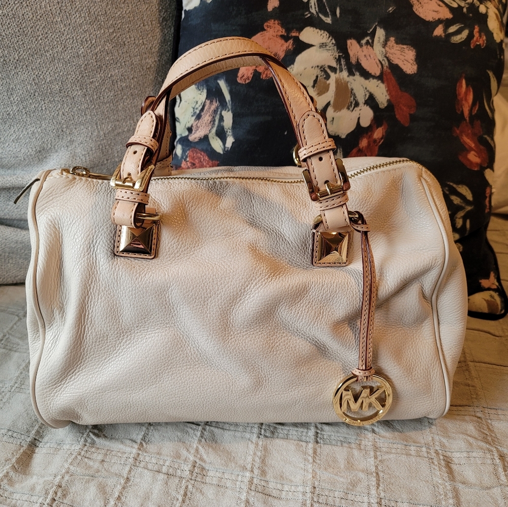 Michael Kors Grayson Medium Satchel in Beige